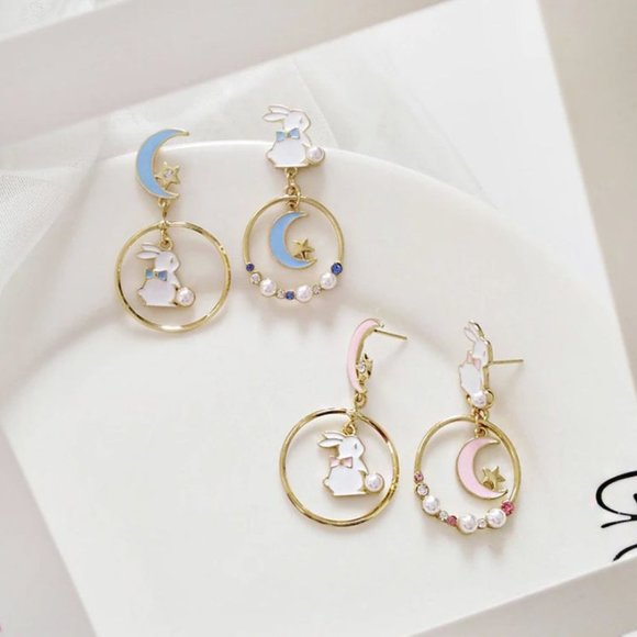 Bunny Pearl Round Earrings - Pink - Picture 2 of 5